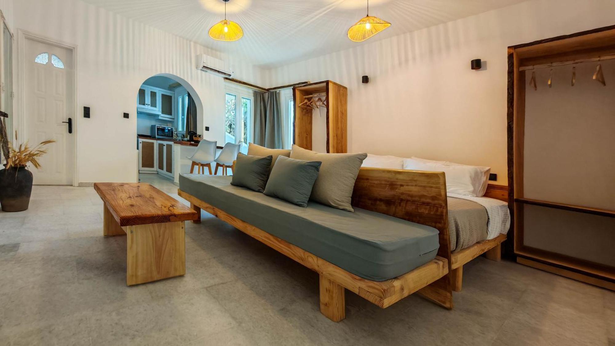 Paraga Suites Naxos City Exterior photo