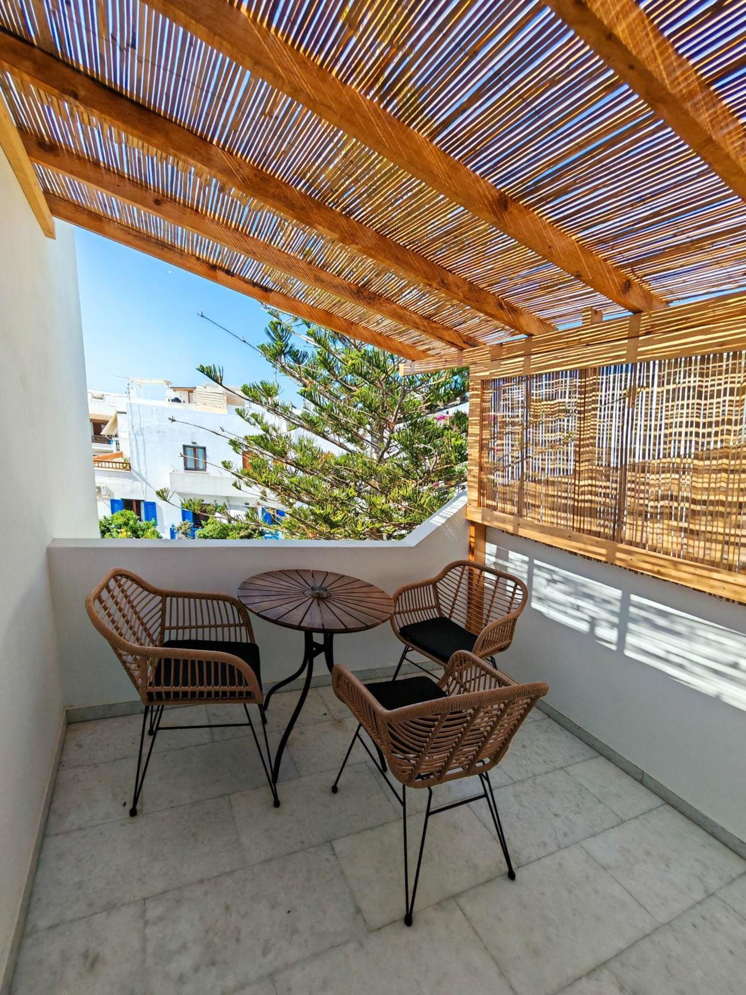 Paraga Suites Naxos City Exterior photo